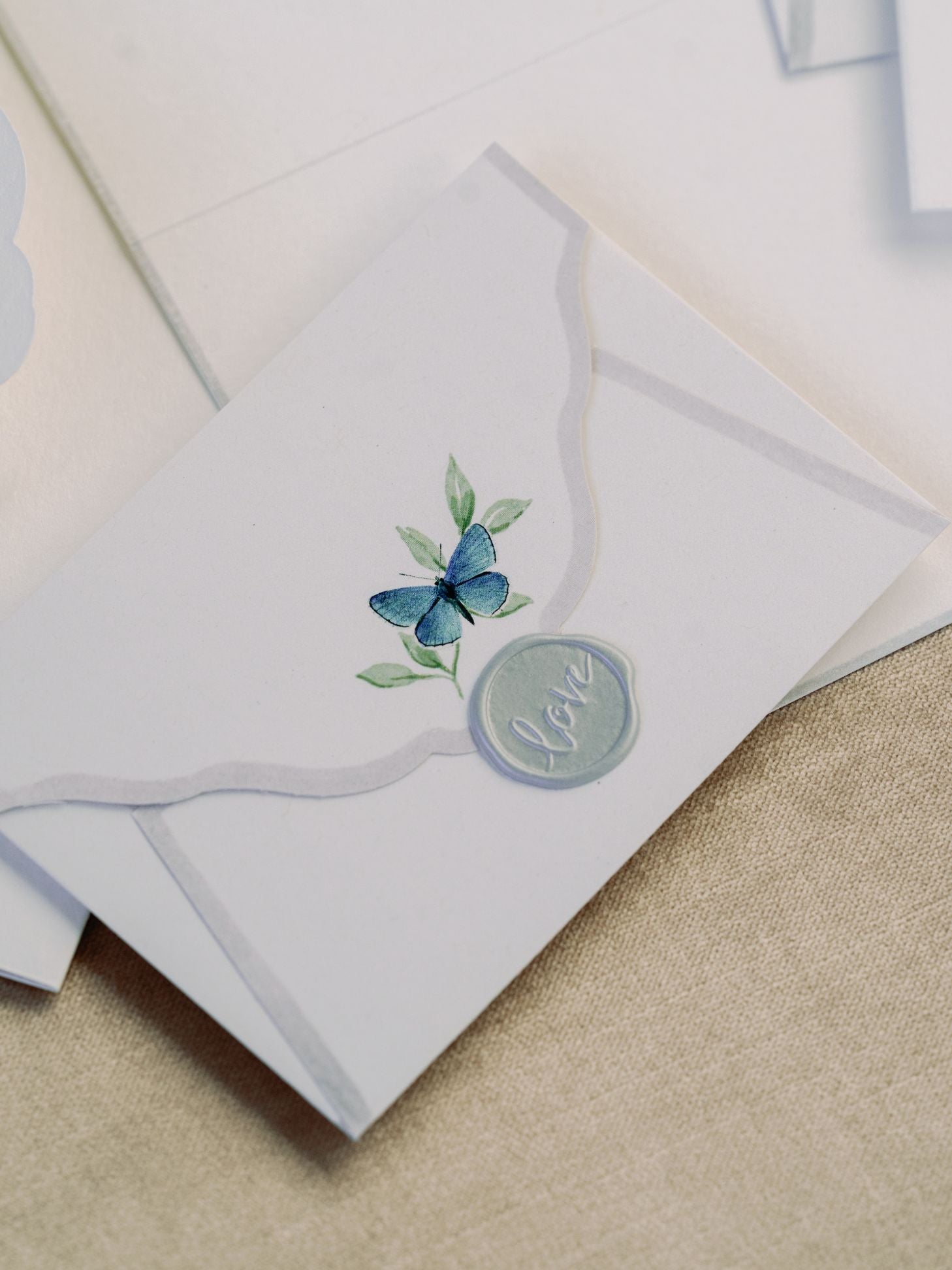 A Wedding Day Love Note Box Stationery Set from The Bella Rosa Collection, adorned with a watercolor floral motif.